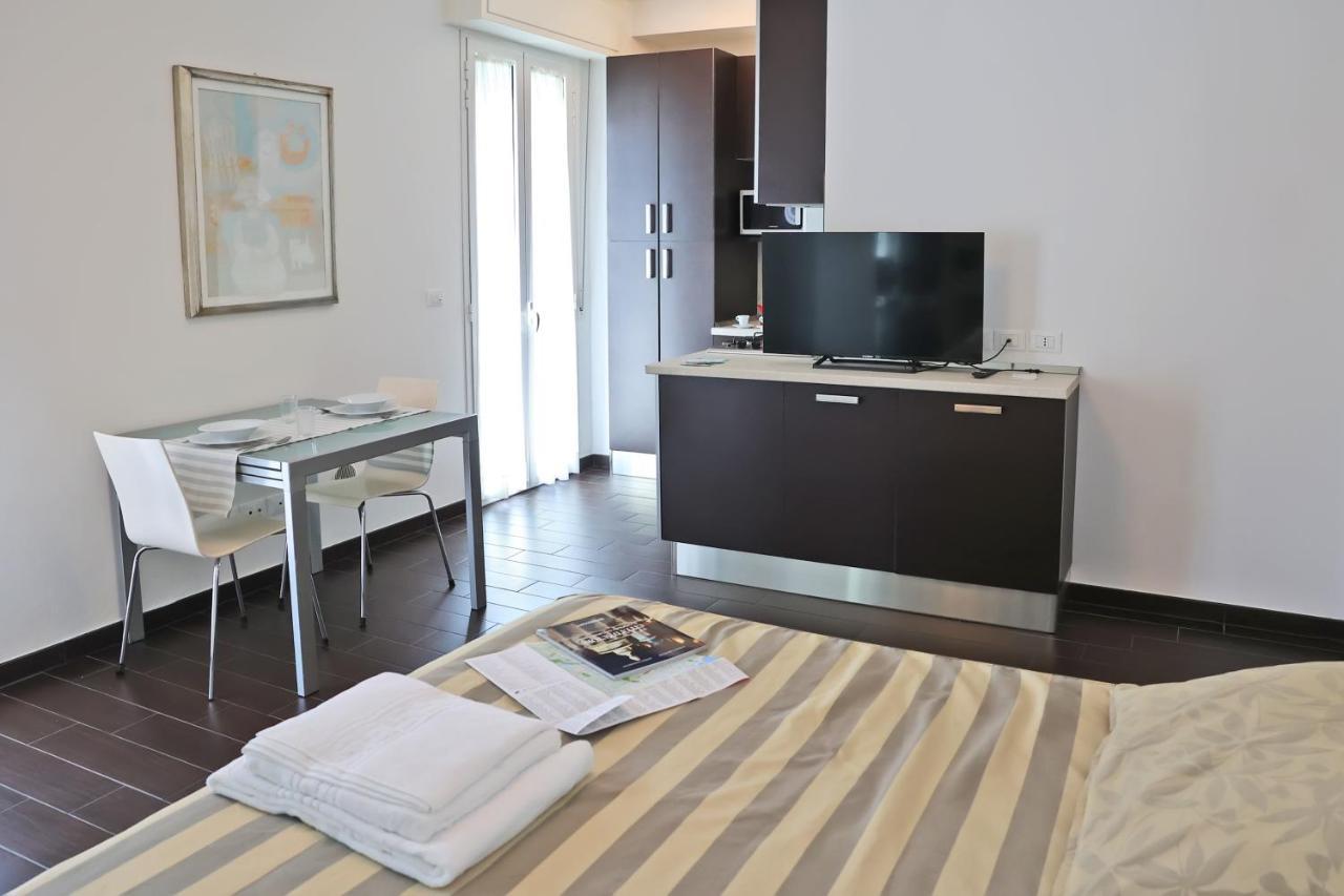 Casa Vacanze Aurora Centro Rimini Exterior photo