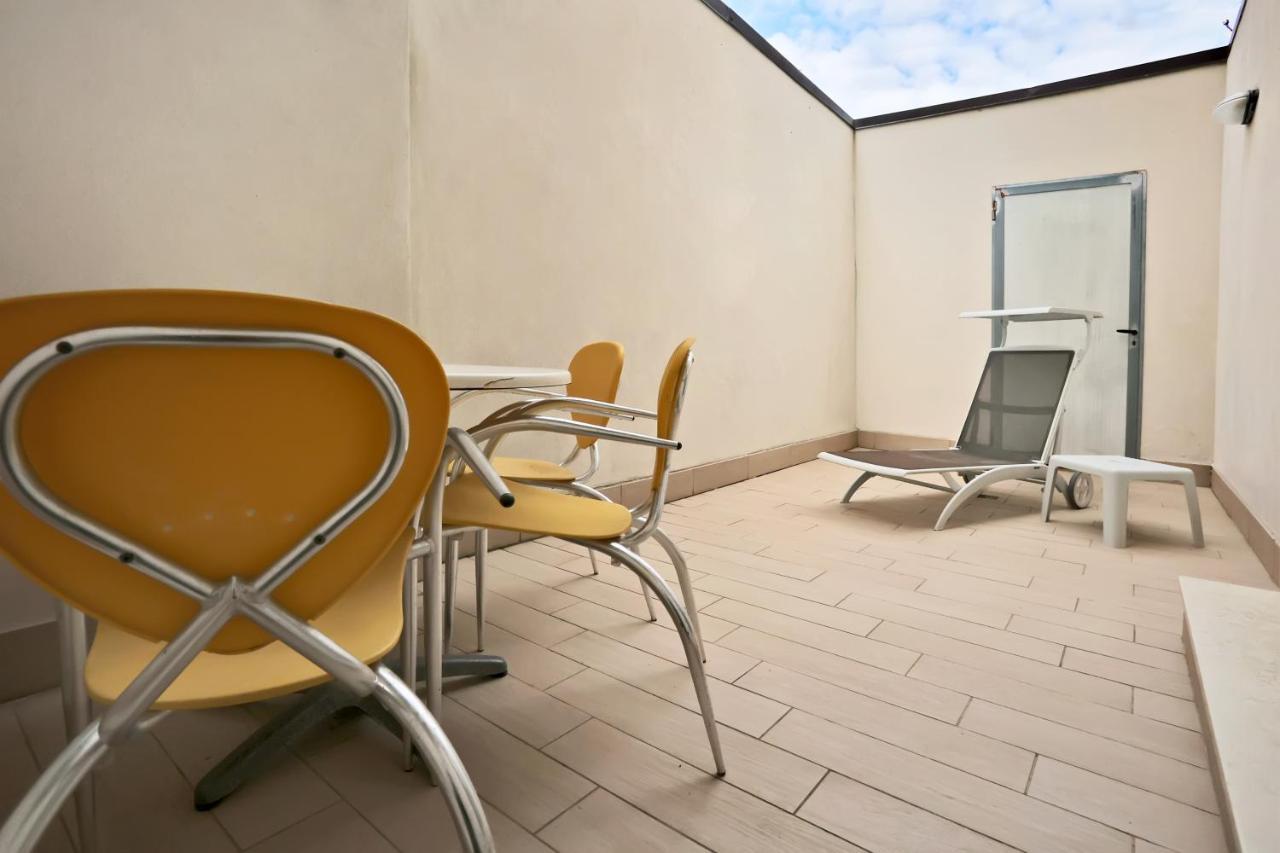 Casa Vacanze Aurora Centro Rimini Exterior photo
