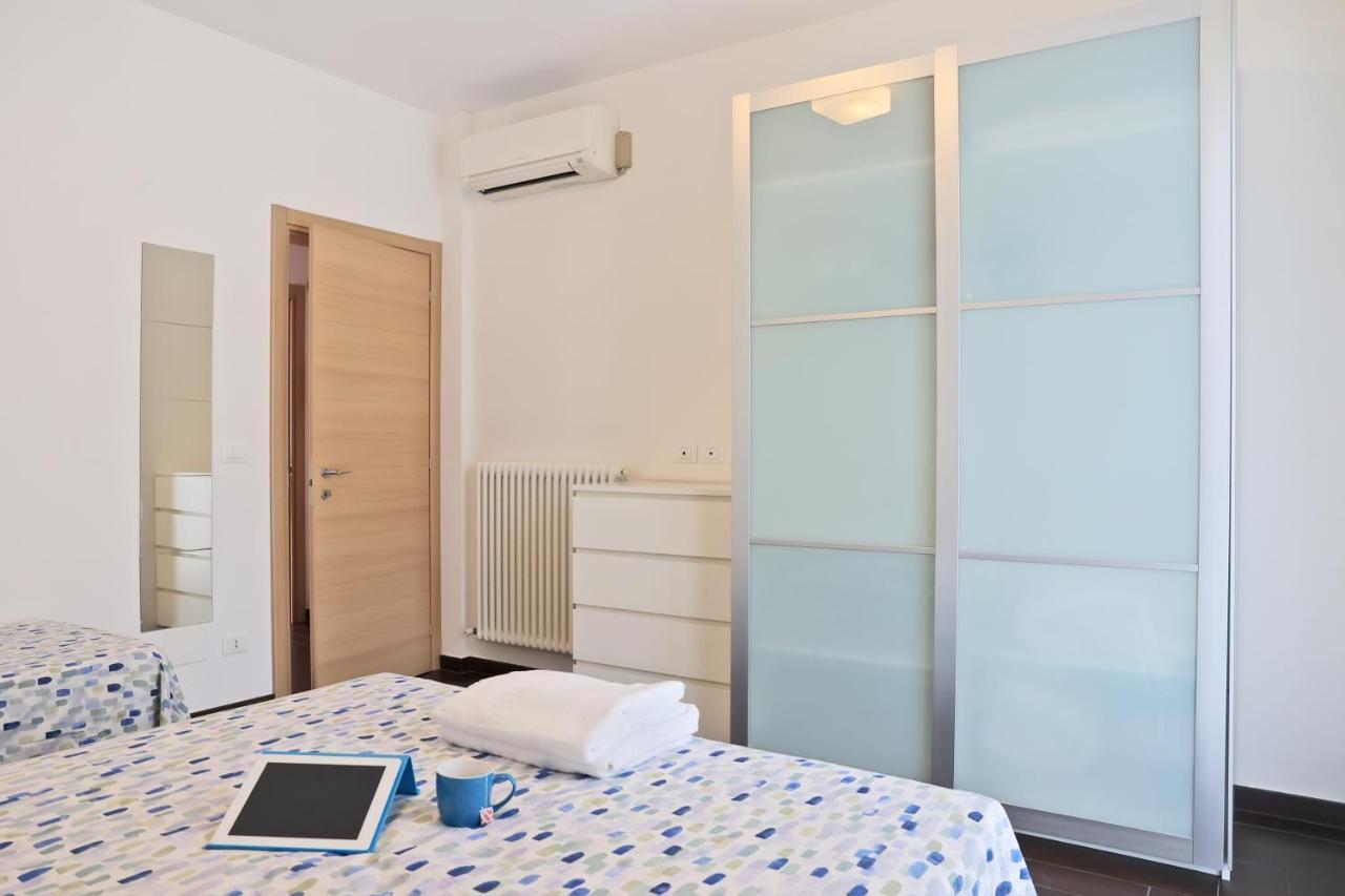 Casa Vacanze Aurora Centro Rimini Exterior photo