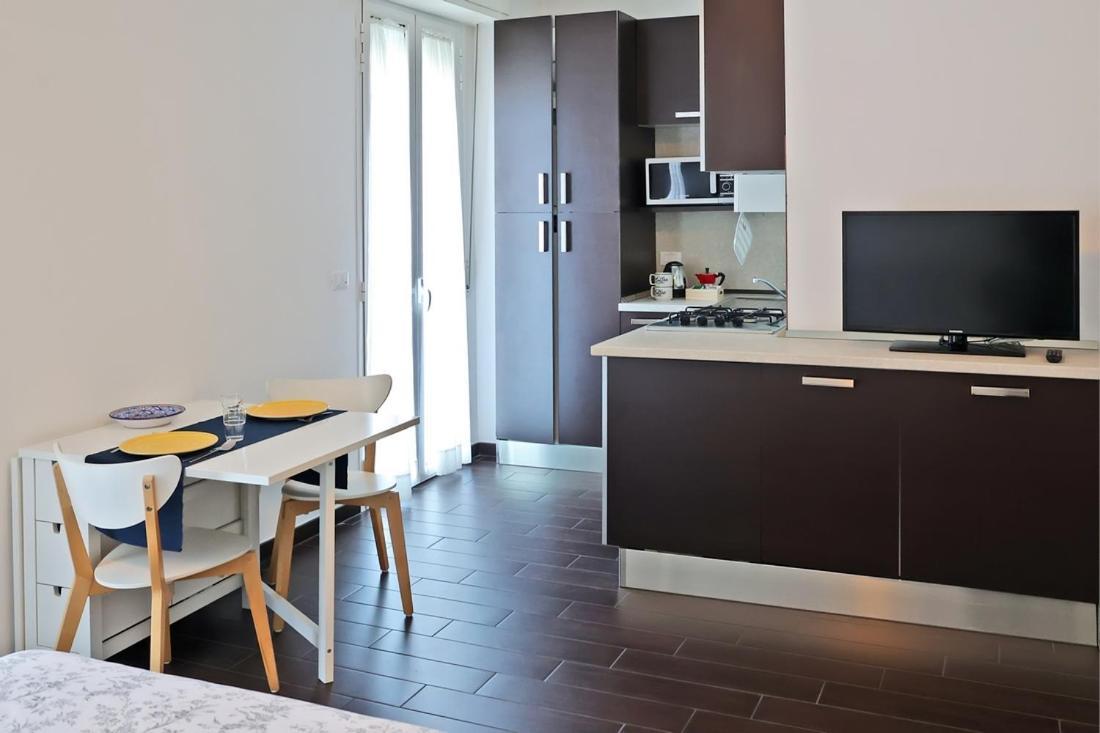 Casa Vacanze Aurora Centro Rimini Exterior photo
